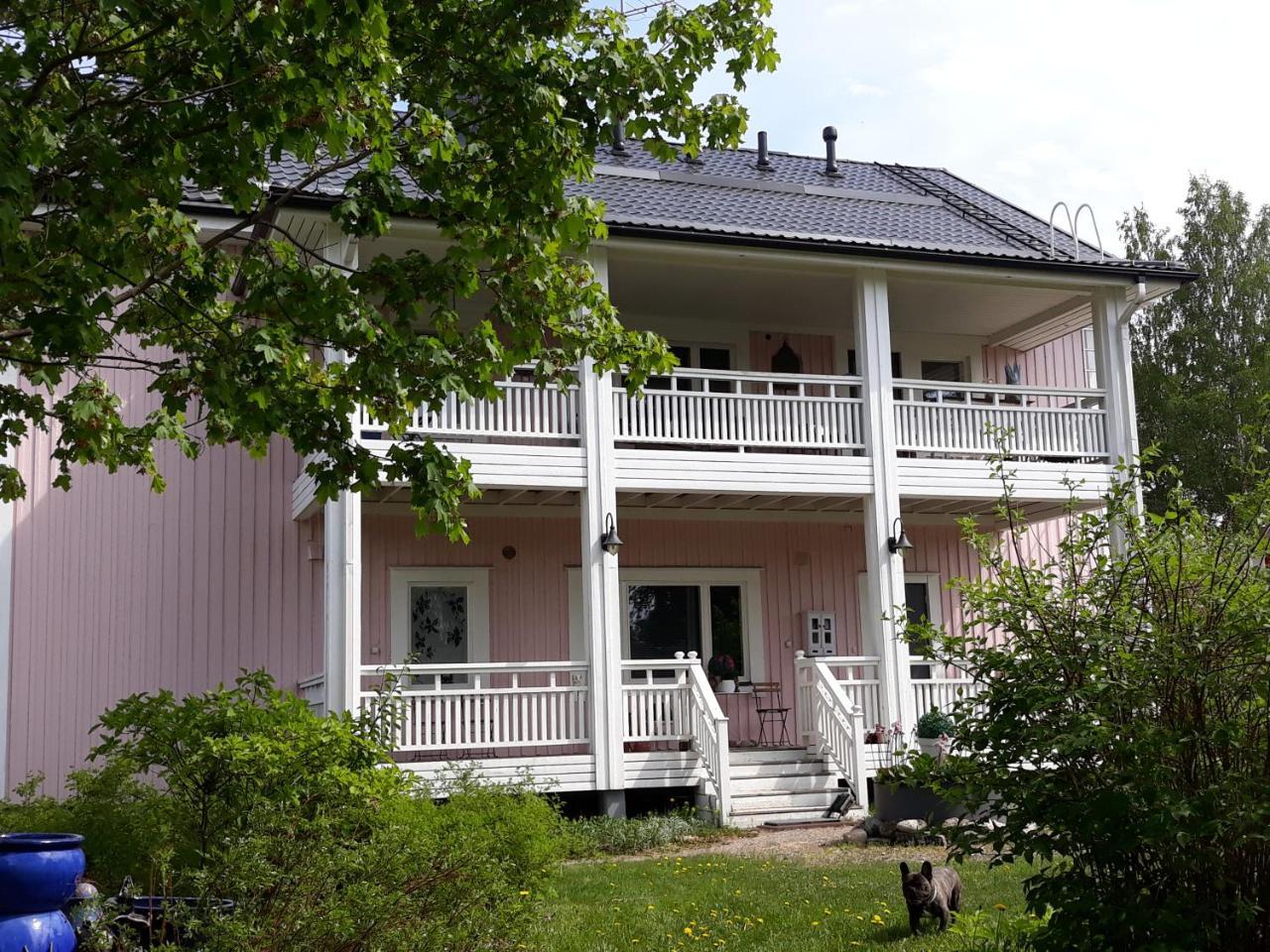 Wanha Neuvola Guesthouse&Apartment Pieksämäki Extérieur photo